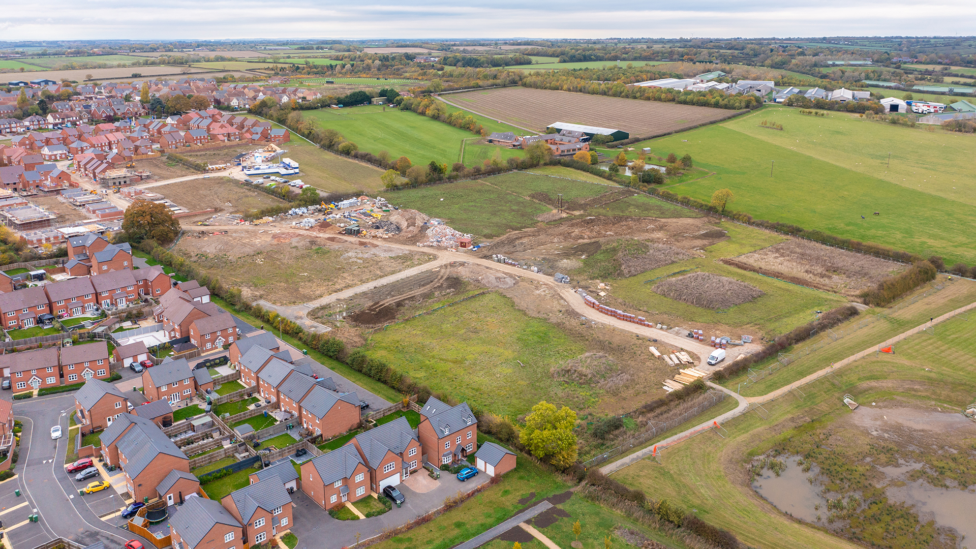 New homes built on land promoted by Hallam Land.